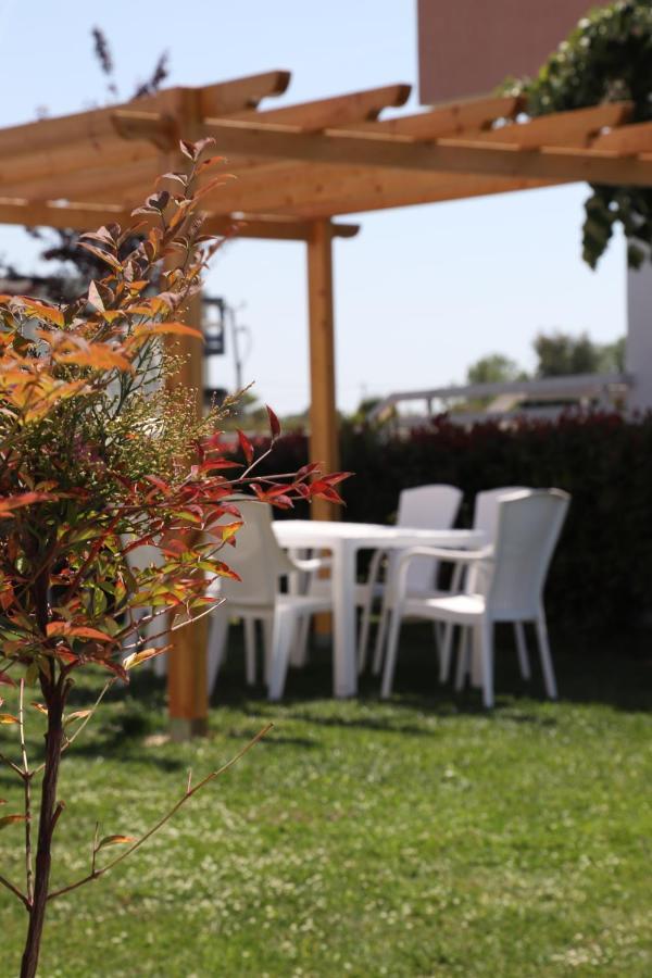 Tea Residence, Gjiri I Lalzit Villa Durrës Buitenkant foto
