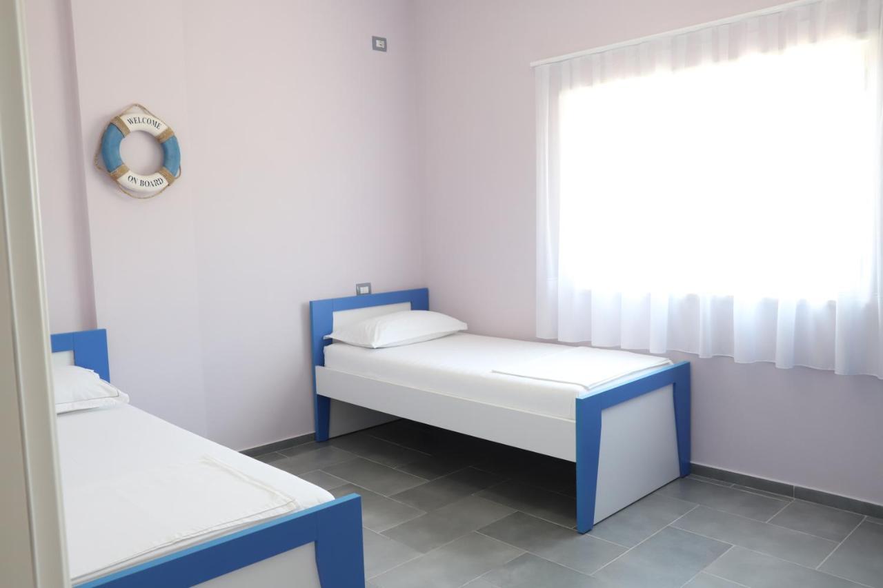 Tea Residence, Gjiri I Lalzit Villa Durrës Buitenkant foto