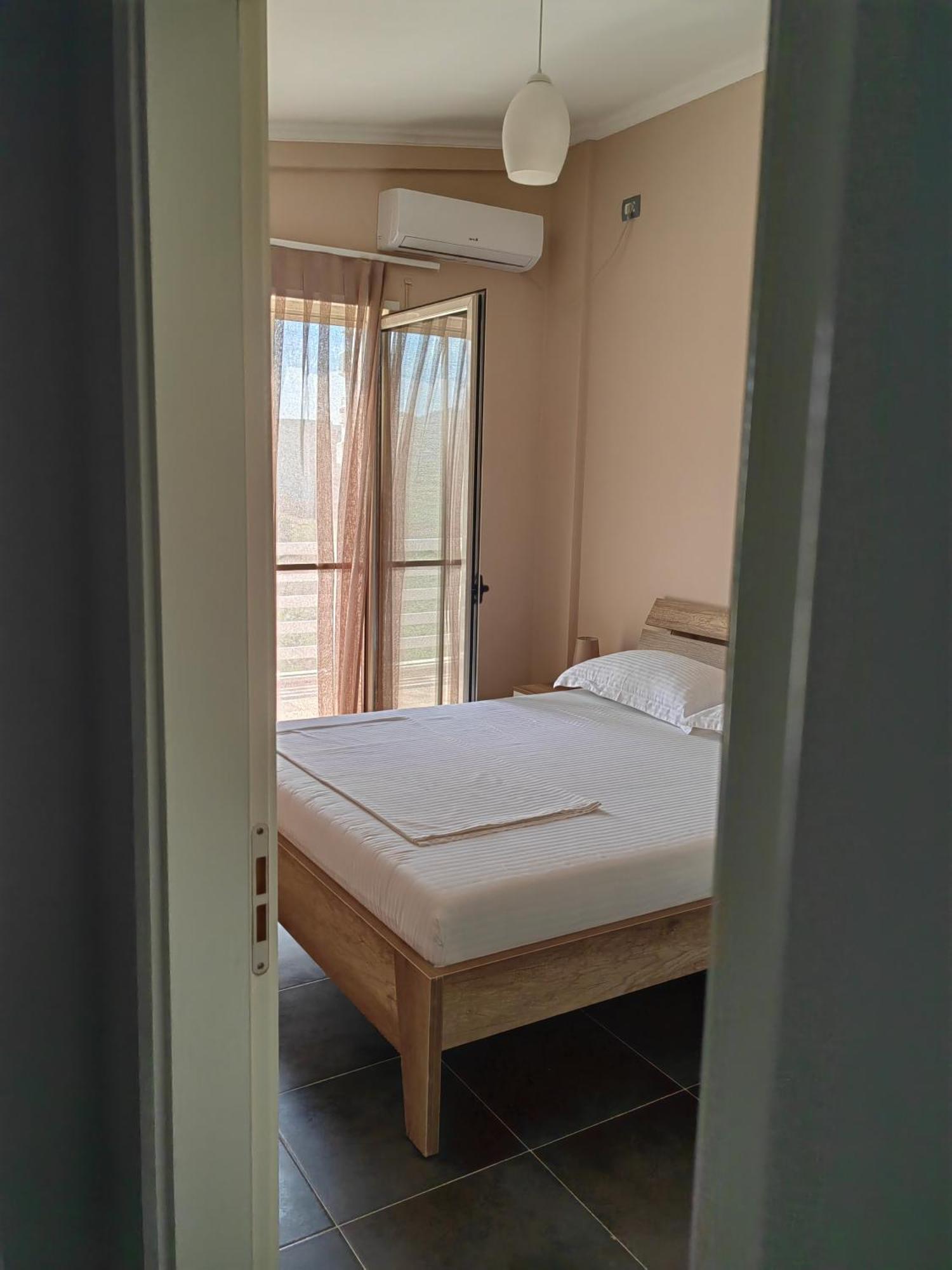 Tea Residence, Gjiri I Lalzit Villa Durrës Buitenkant foto